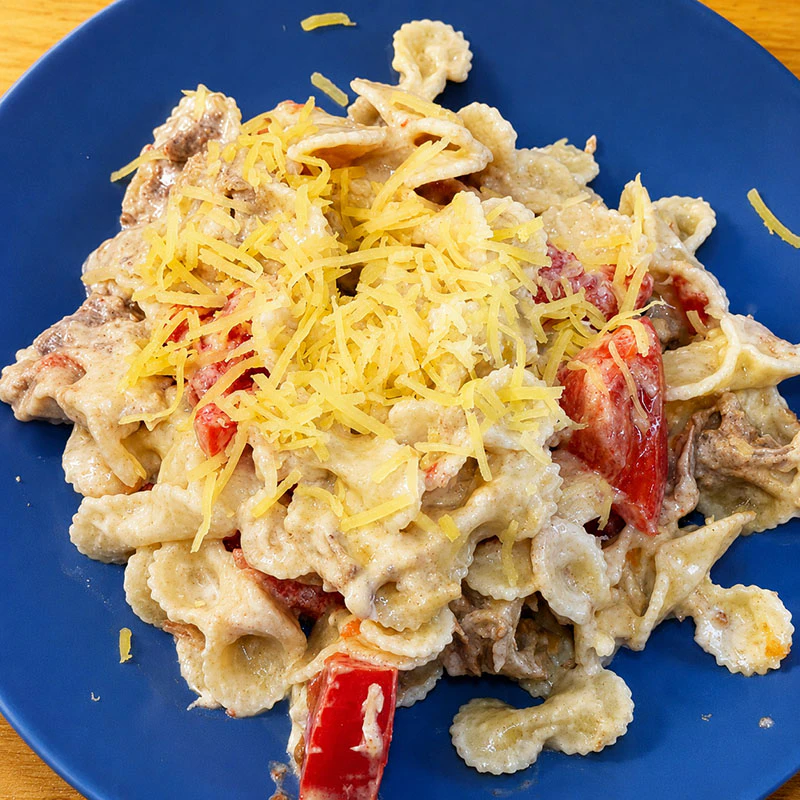 🍝 Паста с тунцом в сливочно-сырном соусе
